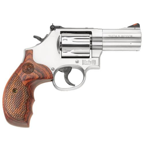 Smith & Wesson 686 Plus Deluxe 357 Magnum - 3" Barrel - Stainless / Wood - 7 Round